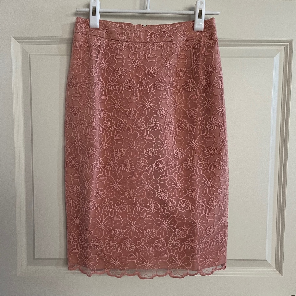 NWOT Pink Lace Midi Pencil Skirt